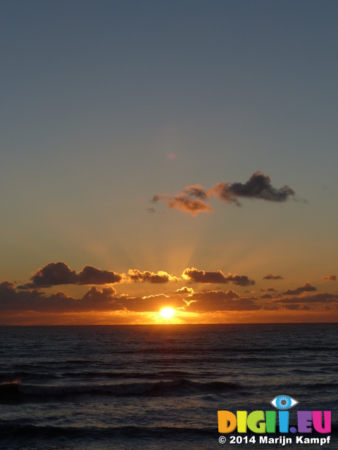 FZ009986 Sunset Porthcawl